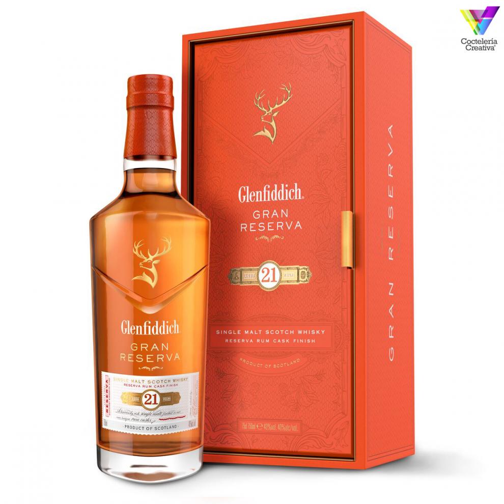 Botella de Whisky Glenfiddich Gran Reserva con empaque
