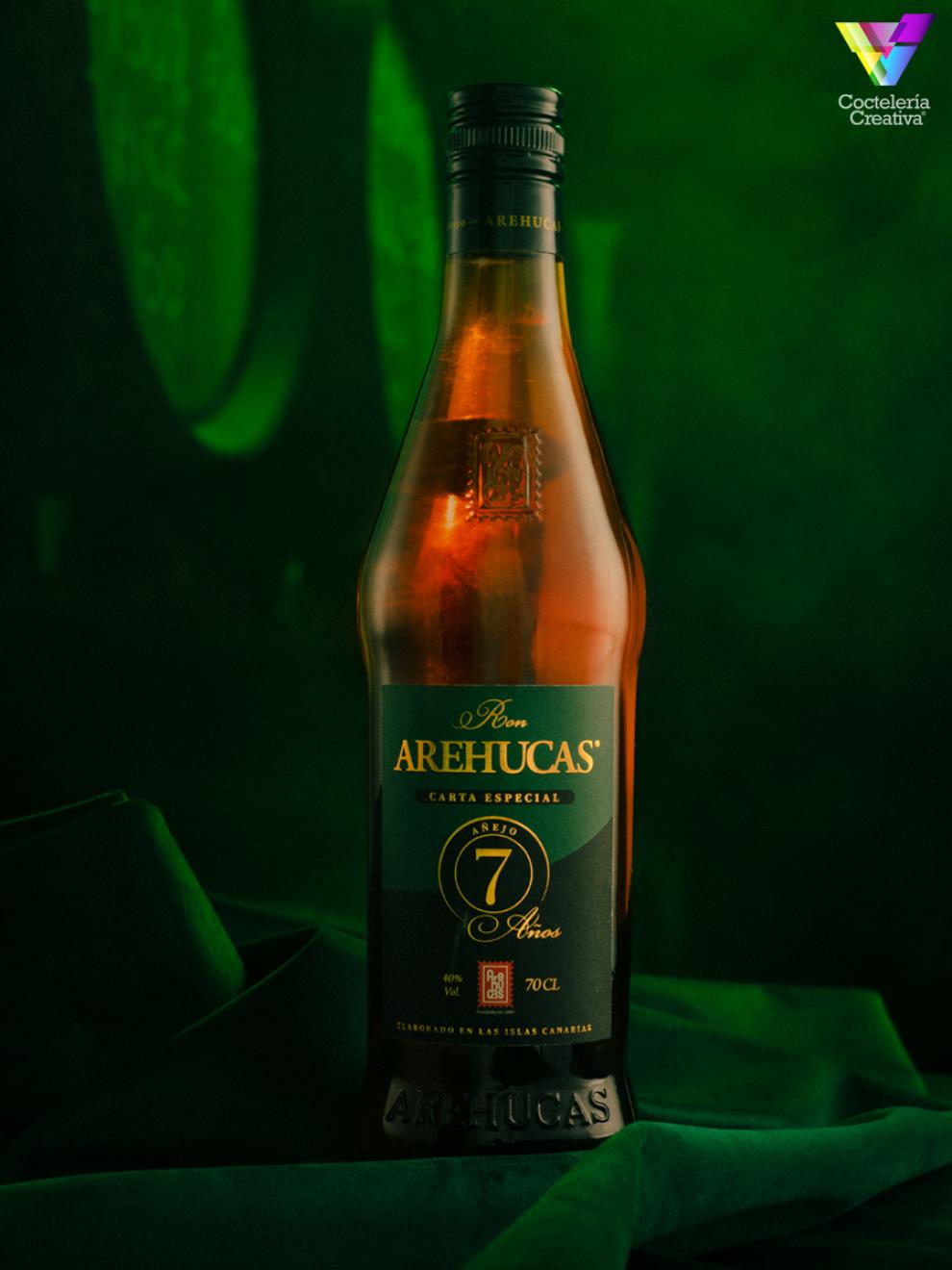 imagen botella Arehucas 7