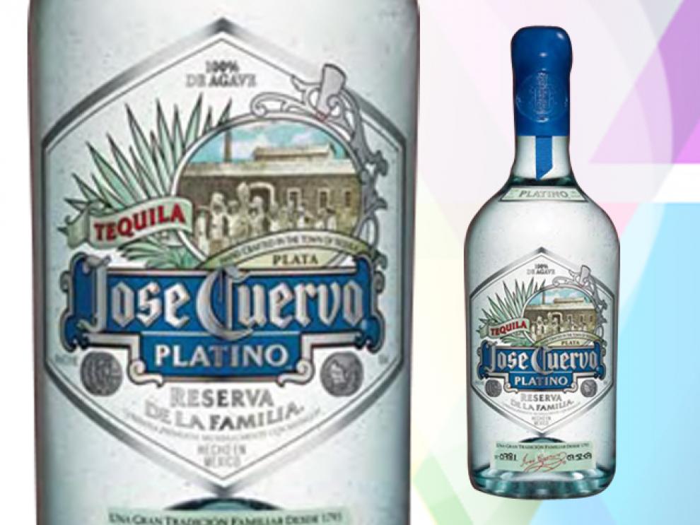 Imagen botella José Cuervo Platino