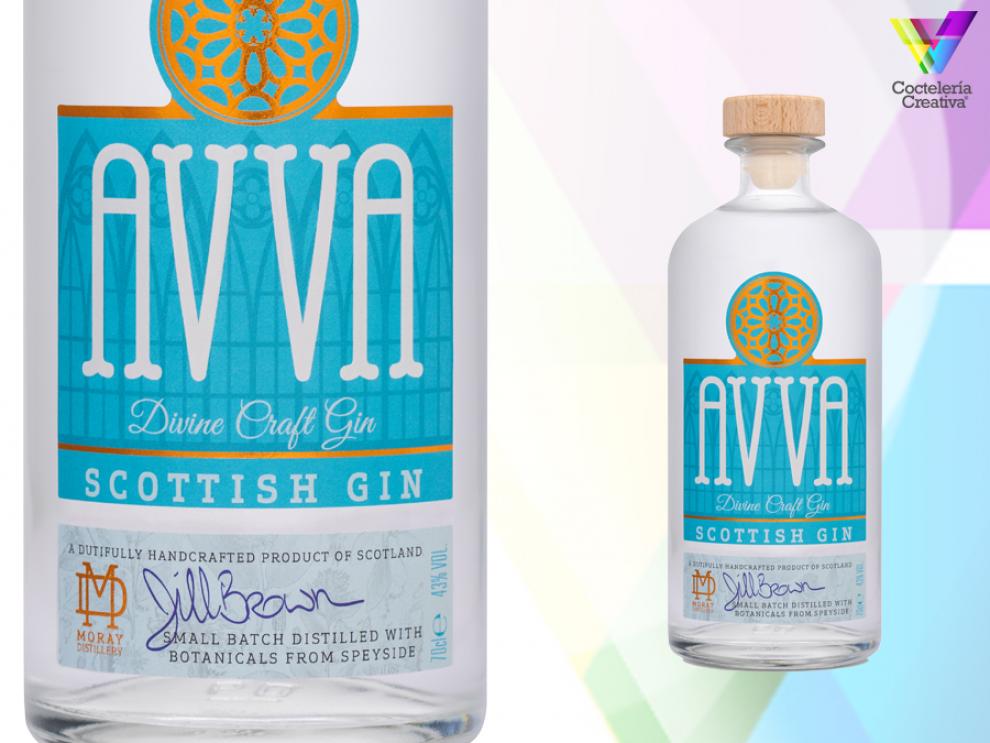 Detalle de etiqueta de Avva y botella completa