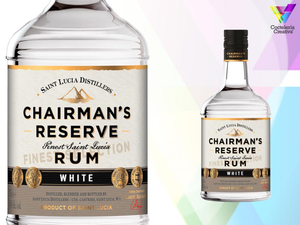 imagen de la botella de ron chairmans reserve blanco con detalle de la etiqueta