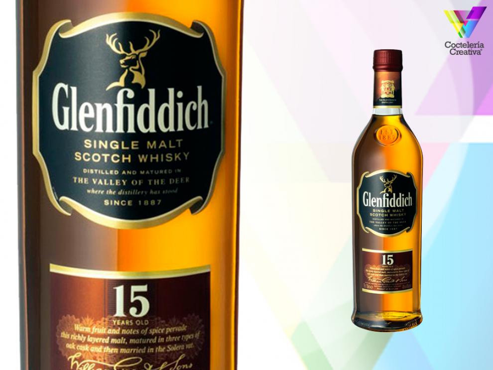 imagen de la botella de glenfiddich 15 years old single malt scotch whisky
