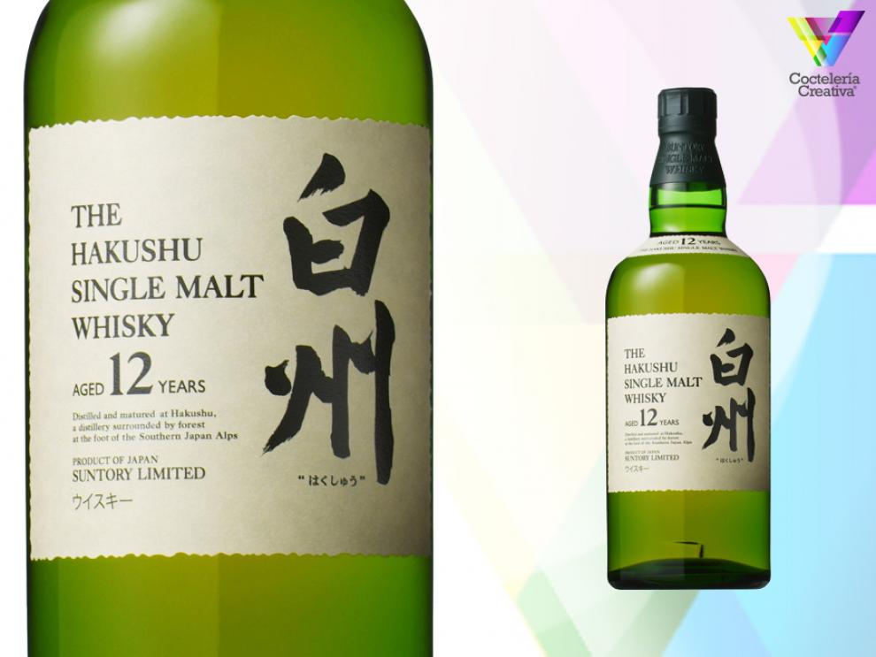 imagen de whiksy hakushu single malt whisky con detalle de etiqueta