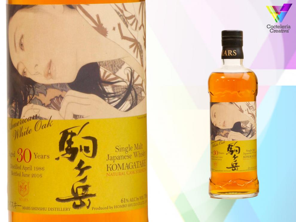 imagen de la botella de mars komagatake aged 30 years con detalle de su etiqueta