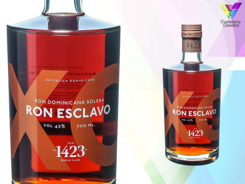 imagen de la botella de ron esclavo xo