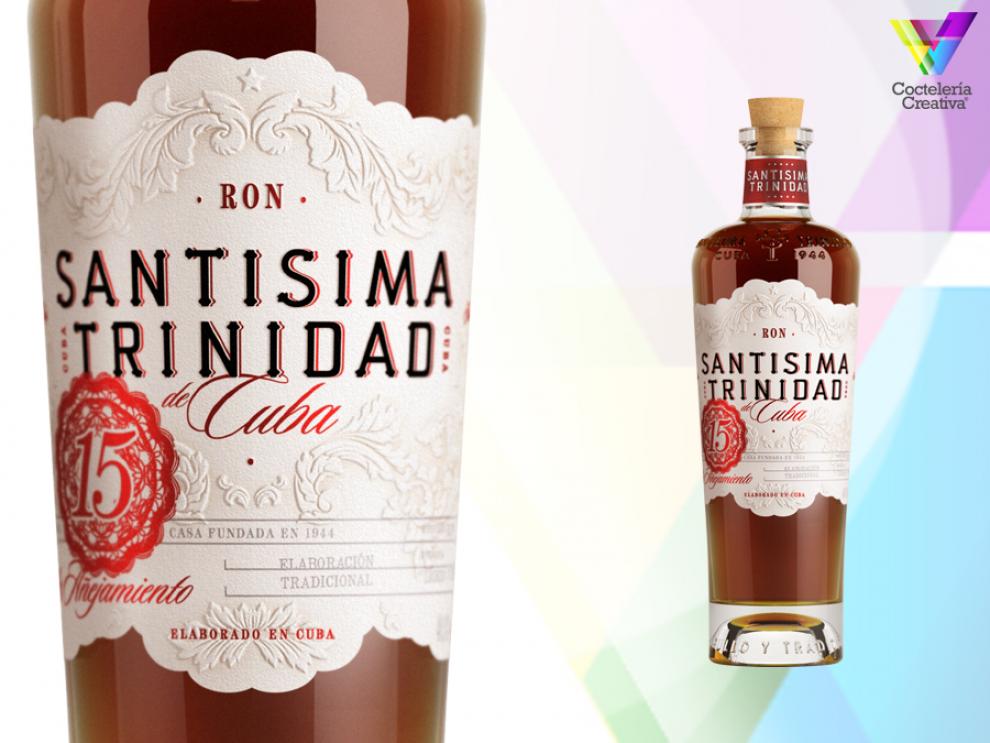 imagen de la botella de ron santisima trinidad de cuba 15 años