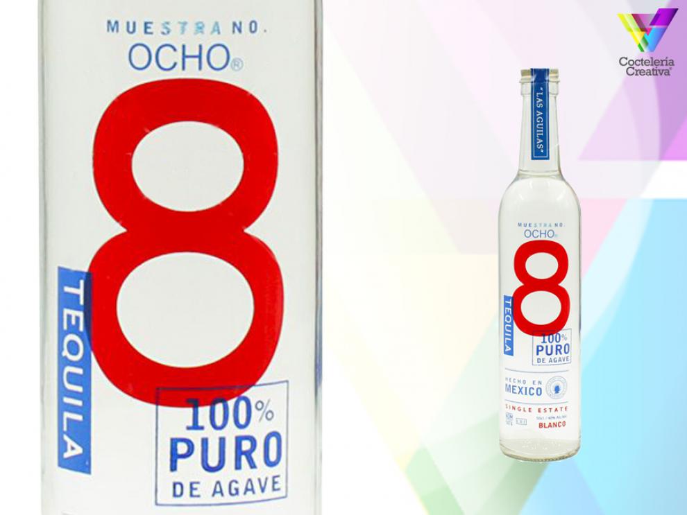 imagen de la botella de ocho tequila blanco 100% agave