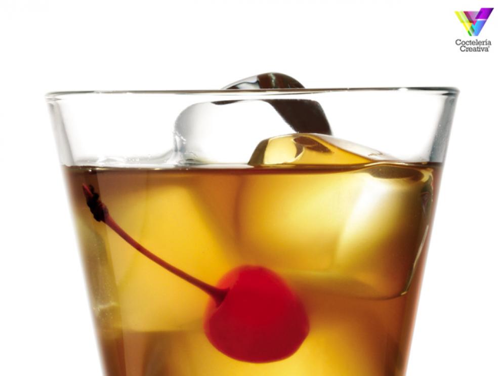 Disaronno Sour Coctelería Creativa