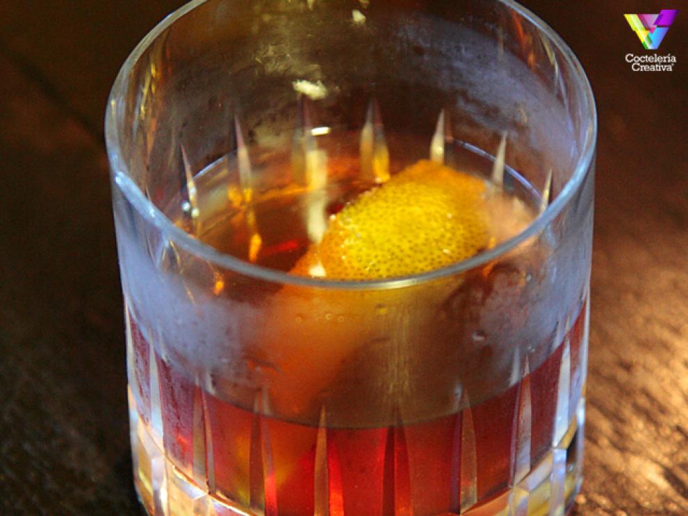 Imagen receta. Por: © Foto cortesía: Coctelería Creativa - George Restrepo Imagen receta Sazerac
