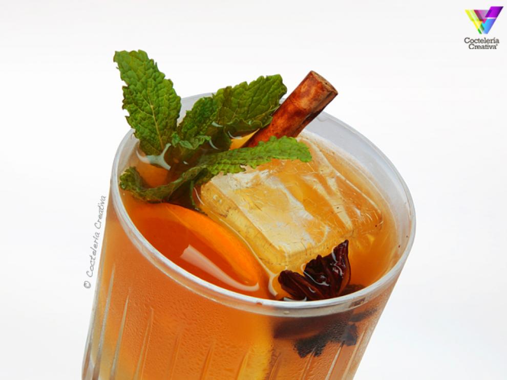 Imagen receta. Por: © Coctelería Creativa - George Restrepo Imagen receta