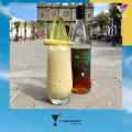 imagen cóctel finalista del Arehucas Top Bartender 2023 con botella Arehucas 7